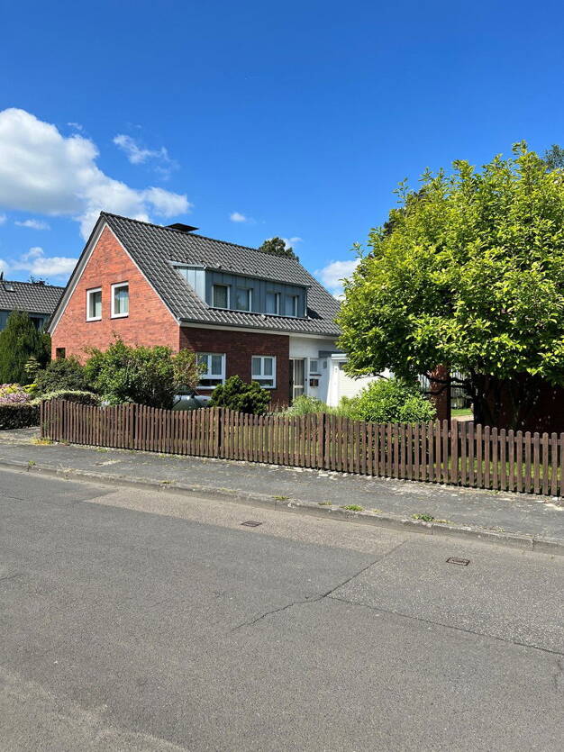 Einfamilienhaus zum Kauf provisionsfrei 950.000 € 7 Zimmer 140 m² 835 m² Grundstück Röttgen Bonn 53125