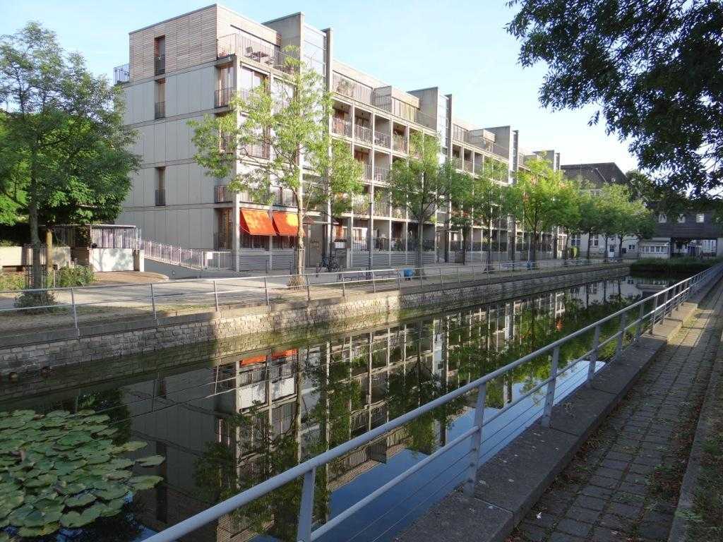 Wohnung zur Miete 700 € 4 Zimmer 118 m²<br/>Wohnfläche ab sofort<br/>Verfügbarkeit Speichergracht Altstadt Duisburg 47051