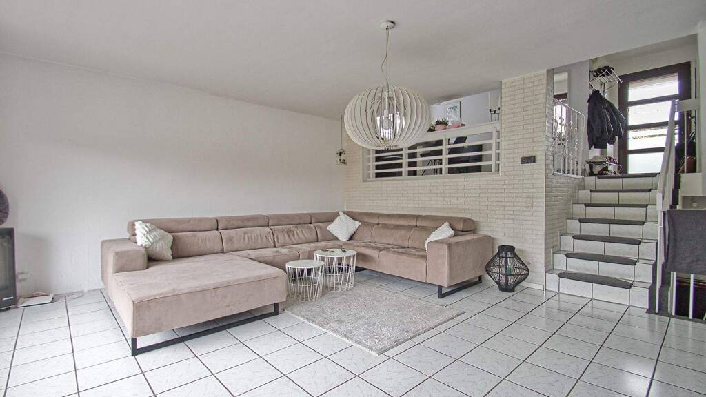 Doppelhaushälfte zum Kauf 339.999 € 4 Zimmer 102 m² 245 m² Grundstück Verberg Krefeld 47802