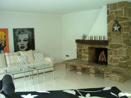 Haus zur Miete 1.400 € 5 Zimmer 180 m² 550 m² Grundstück frei ab sofort Baunatal 34225