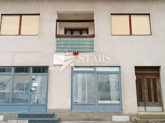 Haus zum Kauf 100.000 € 8 Zimmer 432 m² Plaski Plaski
