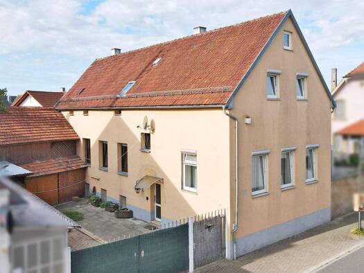 Einfamilienhaus zum Kauf 314.000 € 6,5 Zimmer 167 m² 328 m² Grundstück Kronau 76709