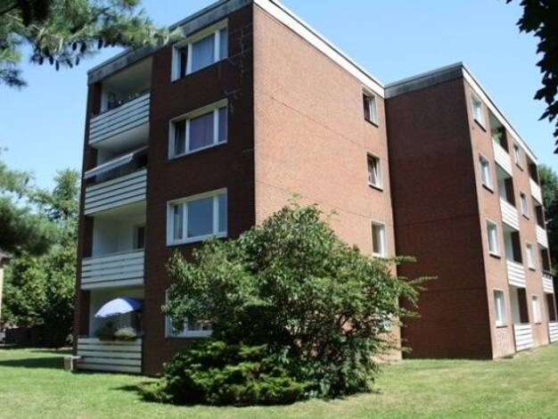 Wohnung zur Miete nur mit Wohnberechtigungsschein 390 € 3,5 Zimmer 78 m² EG frei ab 01.05.2026 Lohstraße 15 a Vierlinden Duisburg 47178