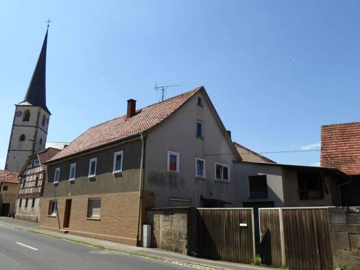 Einfamilienhaus zum Kauf 99.900 € 9 Zimmer 200 m² 1.852 m² Grundstück Mittelstreu Oberstreu-Mittelstreu 97640