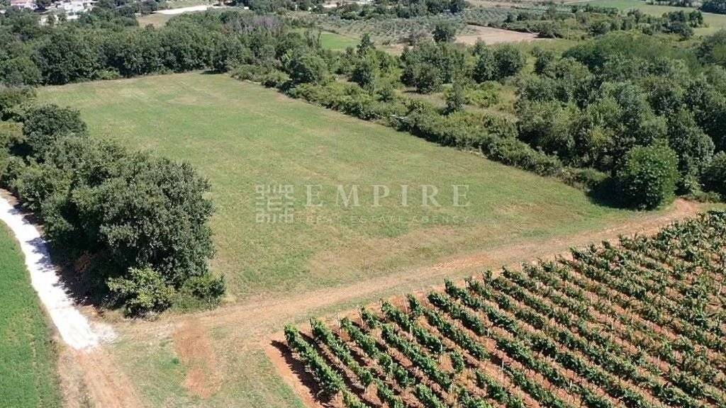 Land-/Forstwirtschaft zum Kauf Porec Luka