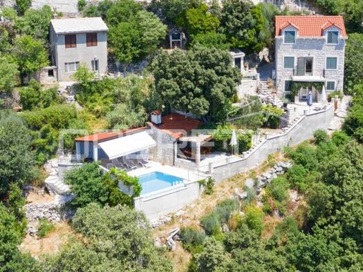 Einfamilienhaus zum Kauf 790.000 € 1 Zimmer 130 m² 400 m² Grundstück Baška Voda 21320