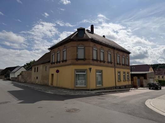 Mehrfamilienhaus zum Kauf 60.000 € 9 Zimmer 210 m² 1.490 m² Grundstück Borna Liebschützberg 04758