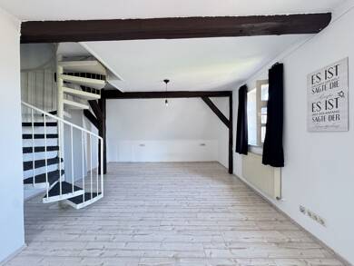 Wohnung zur Miete 700 € 2 Zimmer 60 m² Dachgeschoss frei ab sofort Günzburg Günzburg 89312