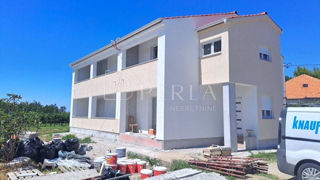 Haus zum Kauf 590.000 € 10 Zimmer 240 m² Grbe, Nin Nin