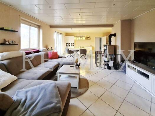 Wohnung zum Kauf 324.000 € 3 Zimmer 127 m² 1. Geschoss Wallrabenstein Hünstetten 65510