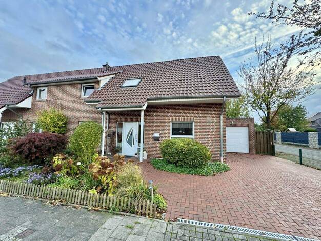 Doppelhaushälfte zum Kauf 320.000 € 5 Zimmer 108,5 m² 287 m² Grundstück Nordhorn 48531