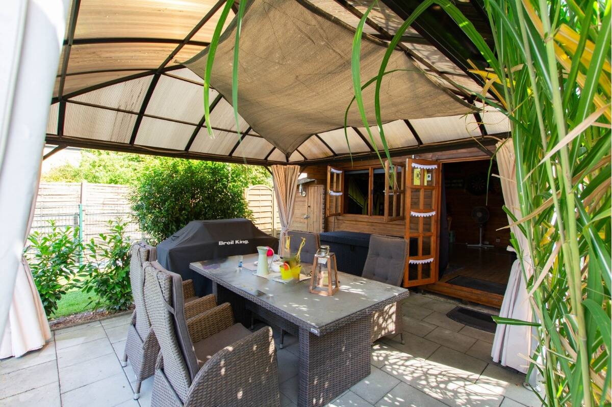 Gemütliches Häuschen mit traumhaft großem Garten! #Pool