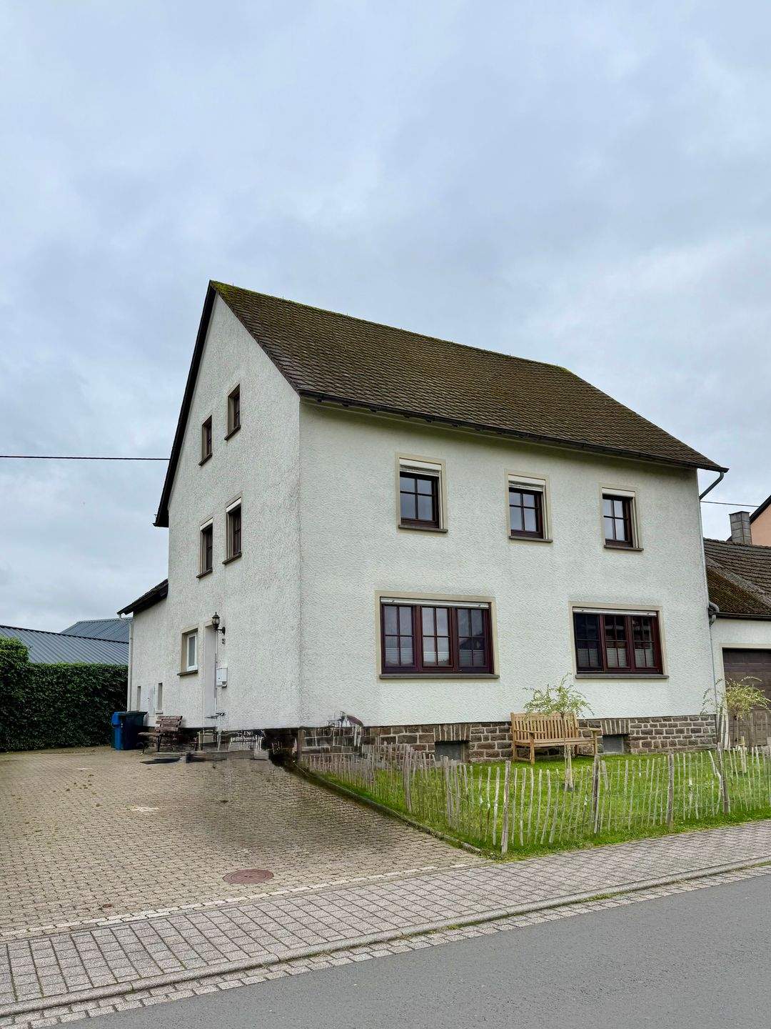 Immobilie in Arzfeld - Gepflegtes Einfamilienhaus in bester Lage von Arzfeld zu verkaufen! - Bild 1