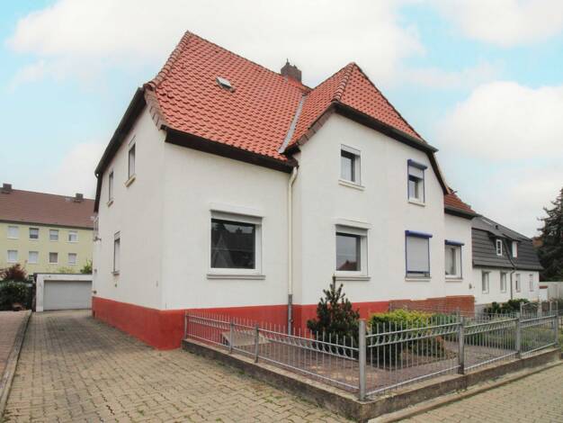 Doppelhaushälfte zum Kauf 249.000 € 5 Zimmer 106,1 m² 455,1 m² Grundstück Stadtgebiet Wolfenbüttel 38304