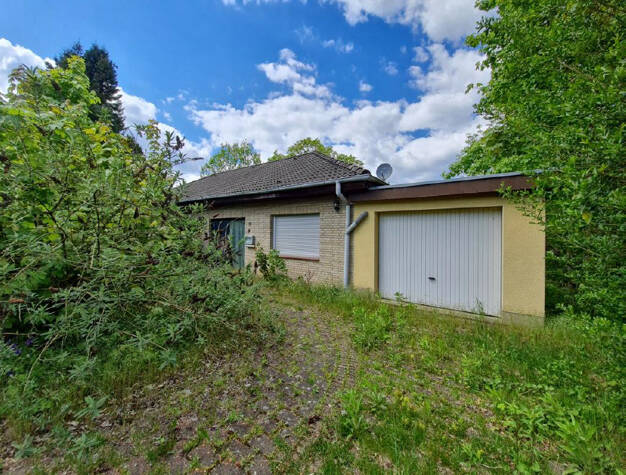 Einfamilienhaus zum Kauf provisionsfrei 105.000 € 6 Zimmer 151 m² 638 m² Grundstück Bad Karlshafen Bad Karlshafen 34385