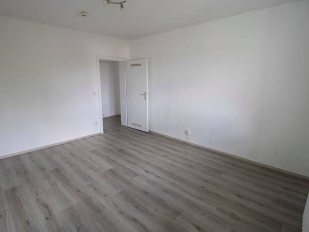Wohnung zum Kauf provisionsfrei 143.000 € 2 Zimmer 56,2 m² 3. Geschoss Wanheim-Angerhausen Duisburg 47249