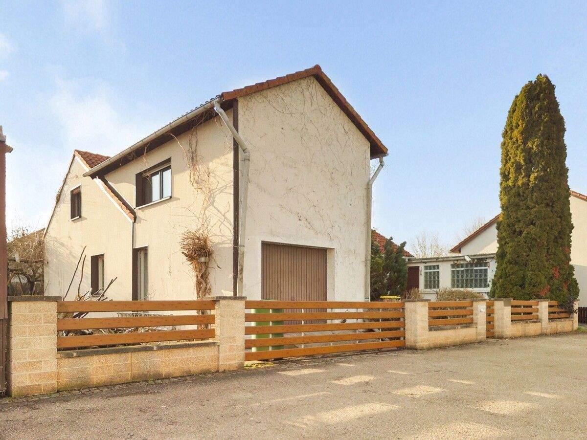 Immobilie in Bad Windsheim - Ideal für die große Familie mit handwerklichem Geschick - Einfamilienhaus in Bad Windsheim - Bild 3