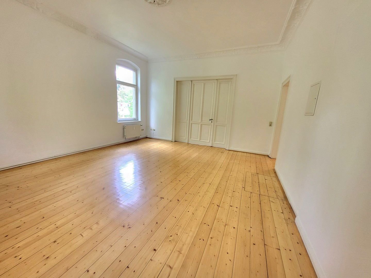 Wohnung zur Miete 1.680 € 4 Zimmer 142 m²<br/>Wohnfläche 1.<br/>Geschoss 01.12.2024<br/>Verfügbarkeit Schildweg 16 Albanikirchhof Göttingen 37085