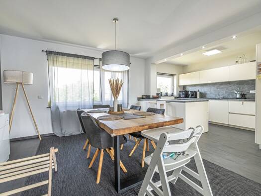 Wohnung zum Kauf 290.000 € 4,5 Zimmer 105 m² 1. Geschoss Münzesheim Kraichtal 76703