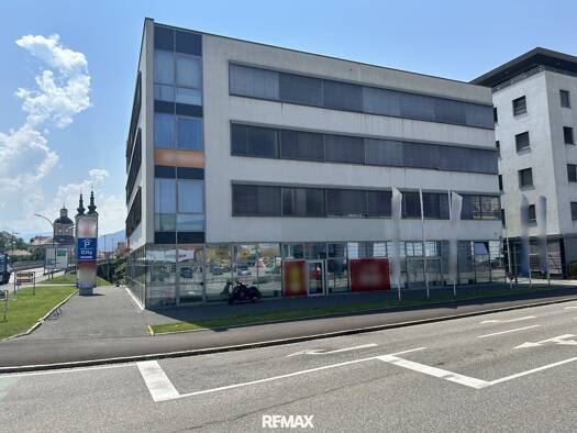 Bürogebäude zum Kauf als Kapitalanlage geeignet 4.800.000 € 2.019 m² 5.574 m² Grundstück Lind Villach 9500