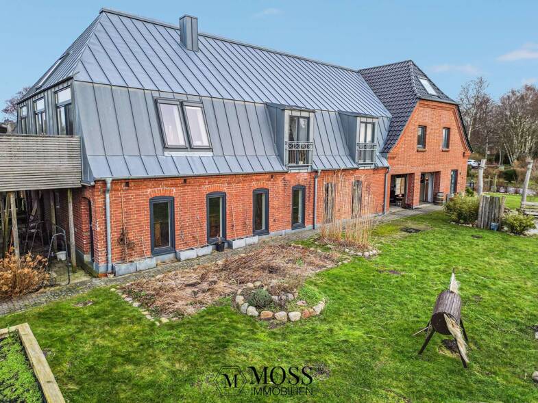 Einfamilienhaus zum Kauf 769.000 € 6,5 Zimmer 407 m² 1.363 m² Grundstück Viöl 25884