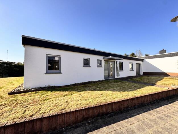 Bungalow zum Kauf 498.000 € 5 Zimmer 139,5 m² 796 m² Grundstück frei ab sofort Morlautern - Osten Kaiserslautern 67659