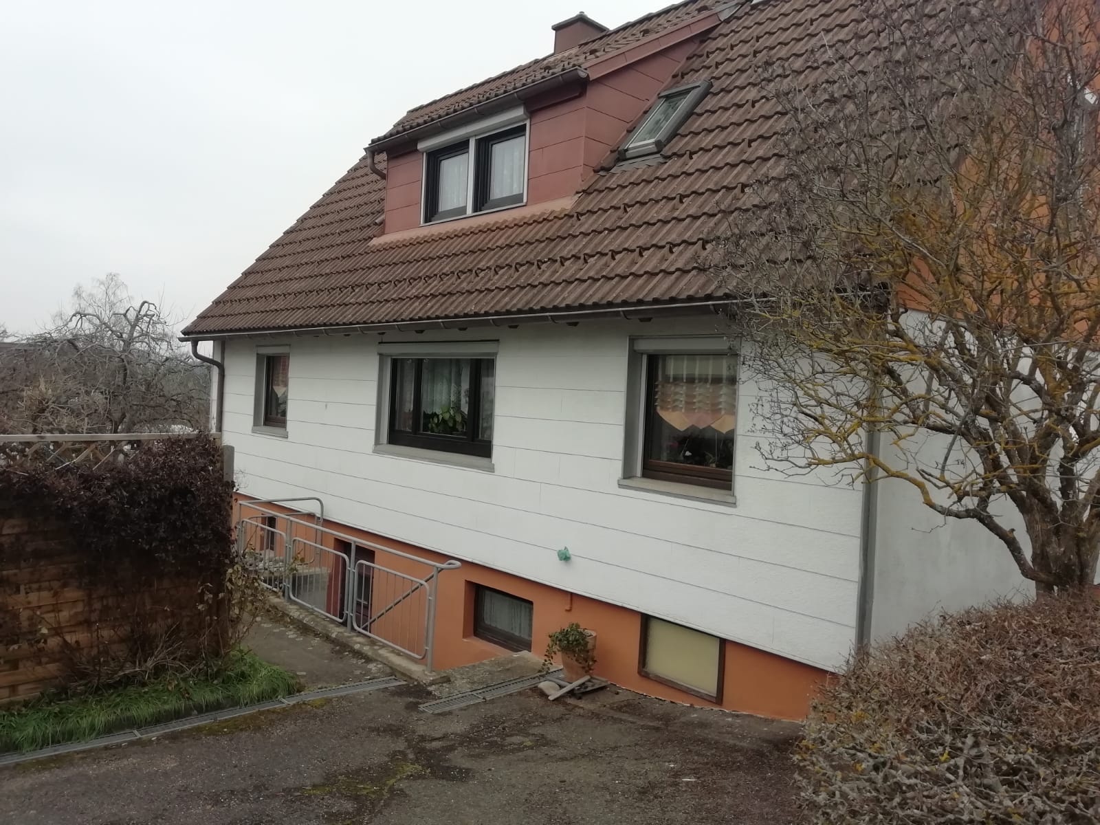 Einfamilienhaus zum Kauf 279.000 € 6 Zimmer 90 m²<br/>Wohnfläche 665 m²<br/>Grundstück Sulgen Schramberg 78713