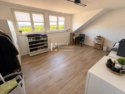 Wohnung zur Miete 930 € 3 Zimmer 103,2 m² frei ab 01.11.2026 Kitzingen Kitzingen 97318