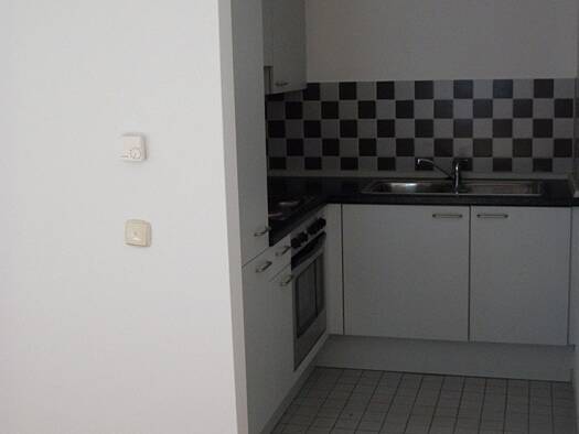 Studio zur Miete 300 € 1 Zimmer 37,1 m² Geschoss 2/4 frei ab sofort Bischofstraße 25 a Leutzsch Leipzig 04179