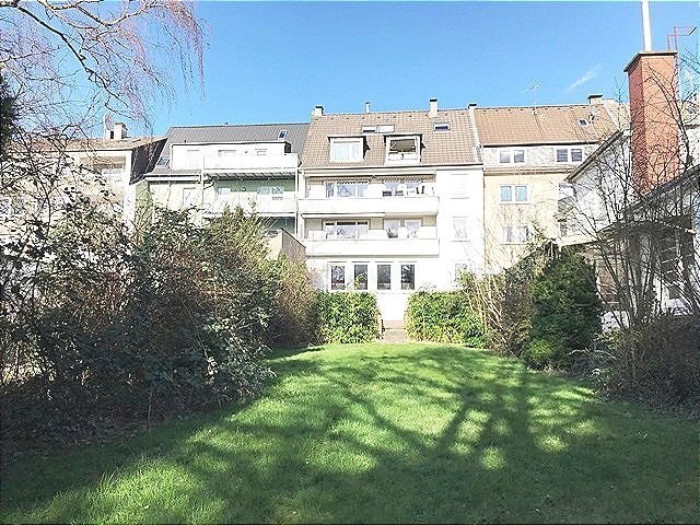 Wohnung zur Miete 915 € 3,5 Zimmer 99,3 m²<br/>Wohnfläche 2.<br/>Geschoss Schützenstraße 55 Böckerhof - Pfaffenberg Solingen 42659