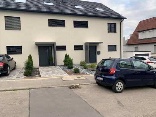Doppelhaushälfte zum Kauf provisionsfrei 890.000 € 9 Zimmer 190 m² 265 m² Grundstück Schwaikheim 71409