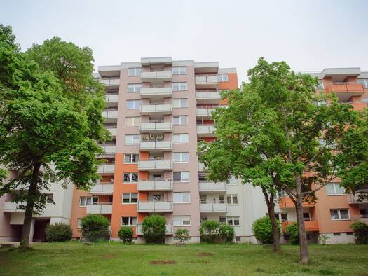 Wohnung zur Miete 674 € 3,5 Zimmer 80 m² 4. Geschoss frei ab 01.12.2026 Friedrich-Ebert-Straße 22 Großprüfening-Dechbetten-Königswiesen Regensburg 93051