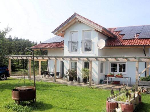 Einfamilienhaus zum Kauf 570.000 € 8 Zimmer 230 m² 789 m² Grundstück Reut Tiefenbach 94113