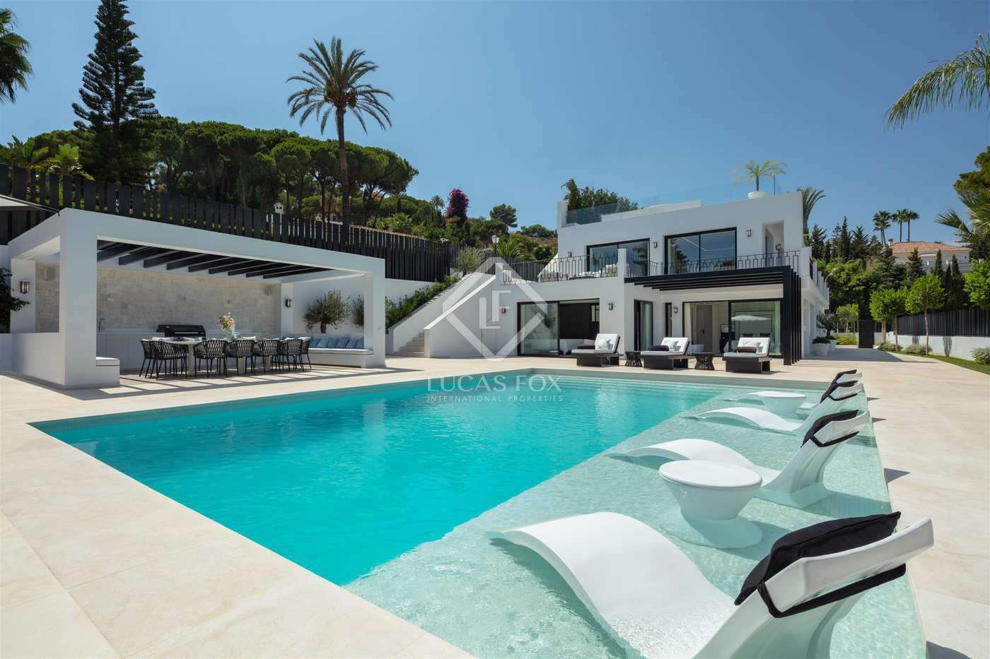 Villa zum Kauf provisionsfrei 3.995.000 € 6 Zimmer 446 m²<br/>Wohnfläche 1.218 m²<br/>Grundstück Marbella