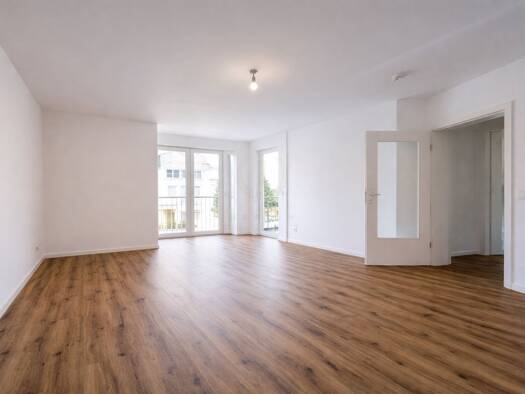 Wohnung zum Kauf 229.000 € 1,5 Zimmer 45 m² 1. Geschoss Altglienicke Berlin 12524