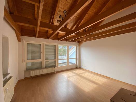 Wohnung zur Miete 720 € 2,5 Zimmer 47 m² Geschoss 3/3 frei ab sofort Stemmerstraße 44 Büsingen am Hochrhein 78266