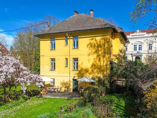 Villa zum Kauf 1.490.000 € 11 Zimmer 236 m² 2.375 m² Grundstück St. Florian 4490