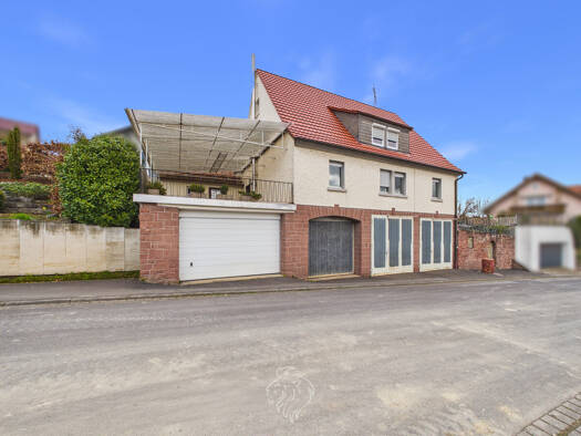 Mehrfamilienhaus zum Kauf 389.000 € 9 Zimmer 194 m² 714 m² Grundstück Helmstadt 97264