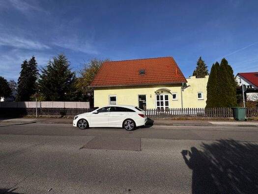 Mehrfamilienhaus zum Kauf als Kapitalanlage geeignet 170.000 € 5,5 Zimmer 149 m² 443 m² Grundstück Feuchtwangen 91555