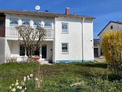 Doppelhaushälfte zum Kauf 309.000 € 6 Zimmer 152 m² 383 m² Grundstück frei ab sofort Richard-Wagner-Straße 7 a Aschau Aschau 84544