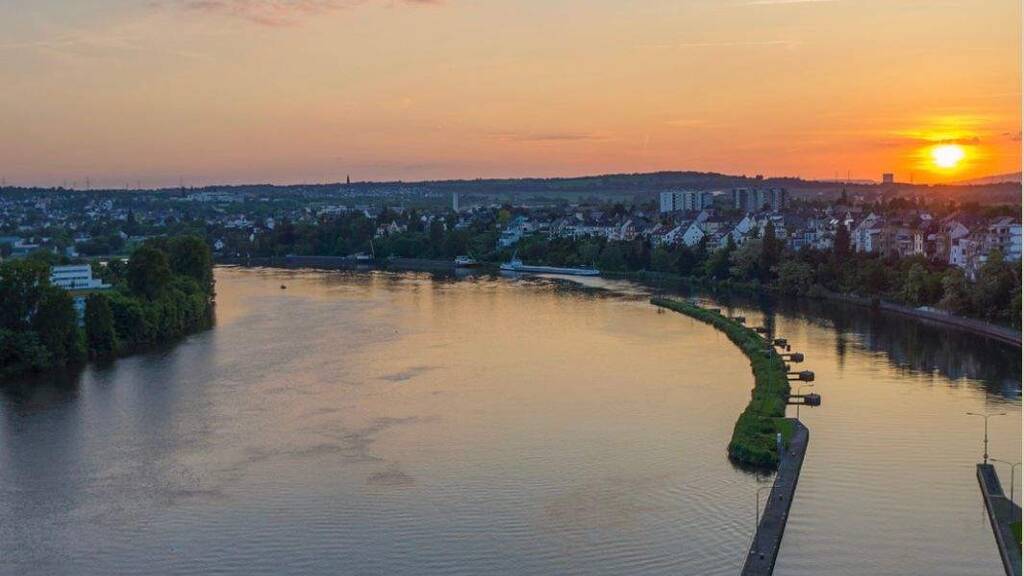 Wohnung zum Kauf - Erstbezug 640.000 € 3 Zimmer 93 m² Geschoss 1/3 Metternich Koblenz 56072