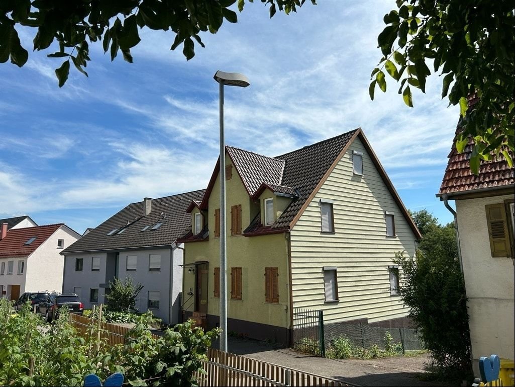 Mehrfamilienhaus zum Kauf 499.000 € 7 Zimmer 160 m²<br/>Wohnfläche 654 m²<br/>Grundstück Beinstein Waiblingen 71334