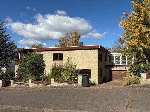 Bungalow zum Kauf 380.000 € 7 Zimmer 265 m² 1.377 m² Grundstück frei ab sofort Süpplingen 38373