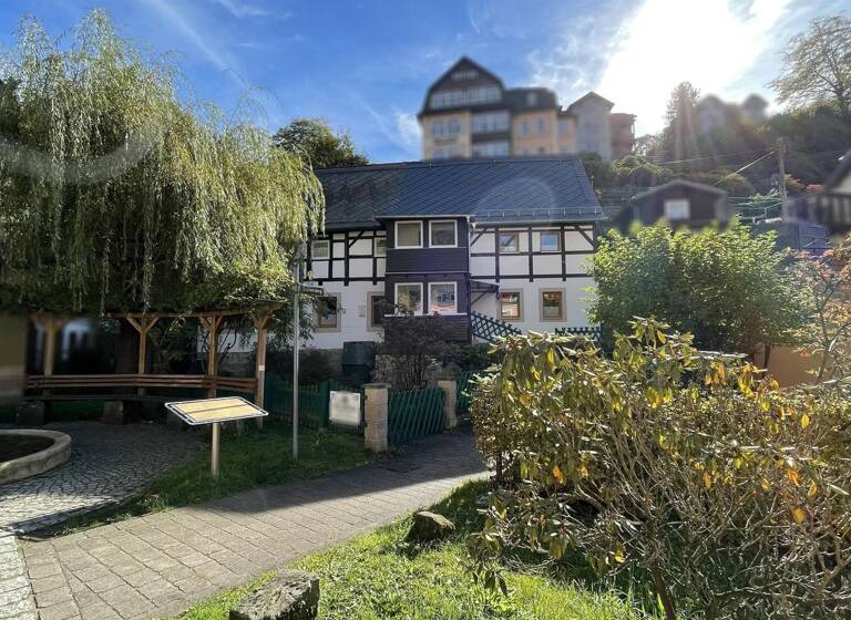 Einfamilienhaus zum Kauf 350.000 € 9 Zimmer 298 m²<br/>Wohnfläche 1.001 m²<br/>Grundstück ab sofort<br/>Verfügbarkeit Kurort Rathen 01824
