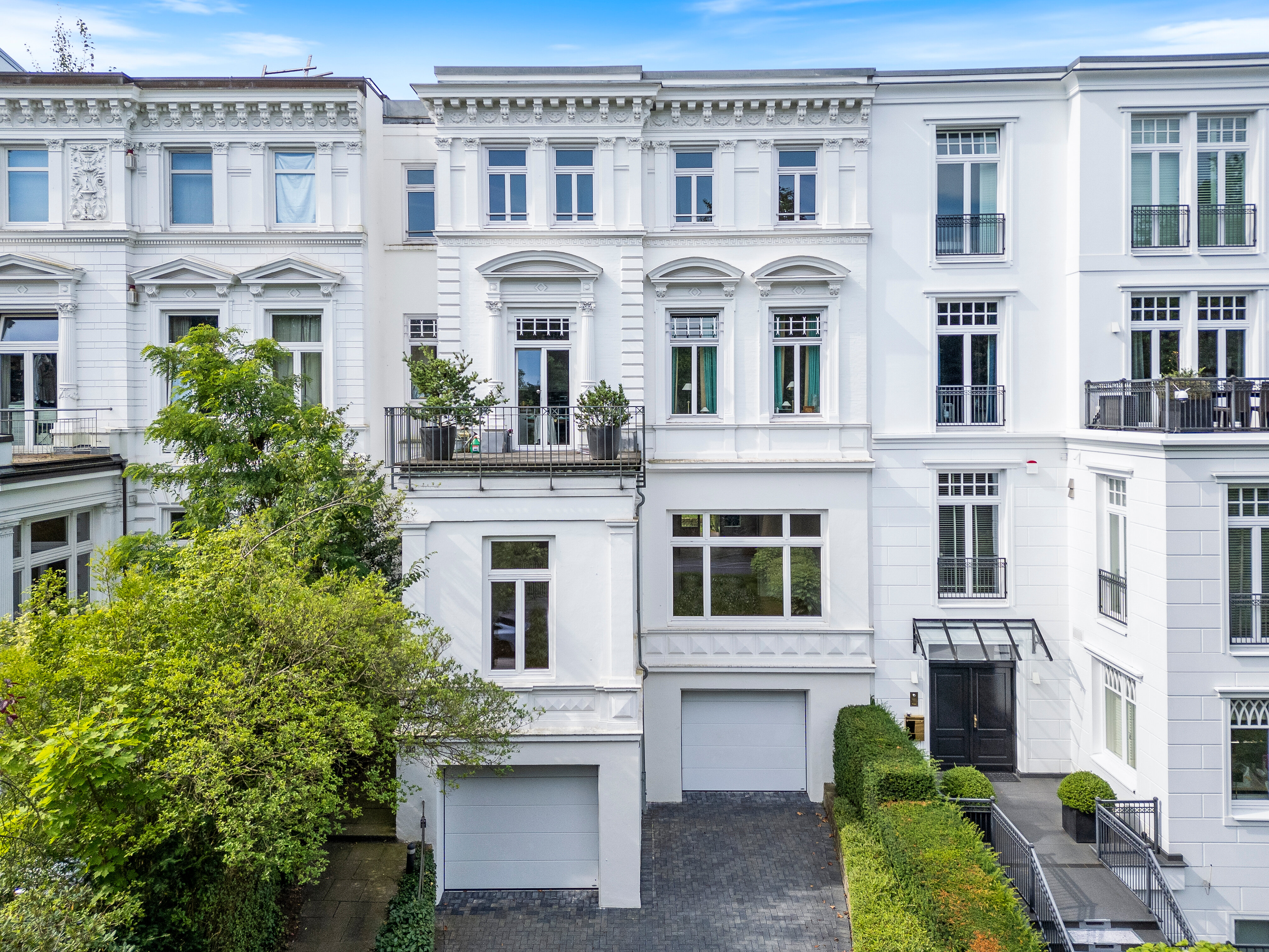 Haus zum Kauf 7.700.000 € 11 Zimmer 475 m²<br/>Wohnfläche 963 m²<br/>Grundstück Harvestehuder Weg 75 Harvestehude Hamburg 20149