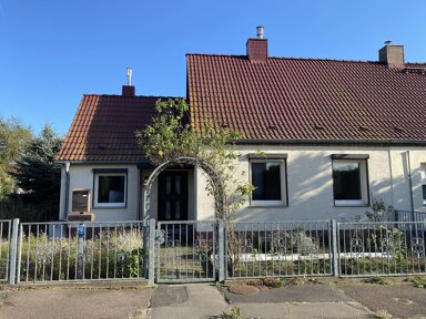 Einfamilienhaus zum Kauf 135.000 € 4 Zimmer 76 m² 631 m² Grundstück frei ab sofort Radewell / Osendorf Halle 06132