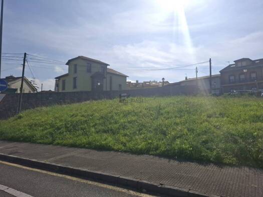 Acker-/Waldstück zum Kauf 85.000 € Avilés 33403