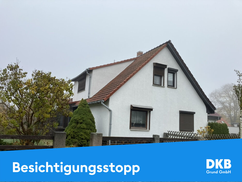 Doppelhaushälfte zum Kauf 75.000 € 4 Zimmer 88 m²<br/>Wohnfläche 1.003 m²<br/>Grundstück Neustrelitz Neustrelitz 17235