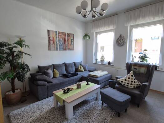 Wohnung zur Miete 750 € 5 Zimmer 105 m² Geschoss EG/3 frei ab 01.11.2026 Buer Gelsenkirchen-Nord 45897