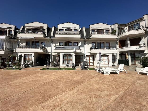 Wohnung zum Kauf provisionsfrei 83.000 € 3 Zimmer 76 m² 2. Geschoss Kosharitsa 8224